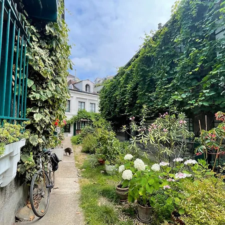 Artist House ; Private Courtyard, Center *
